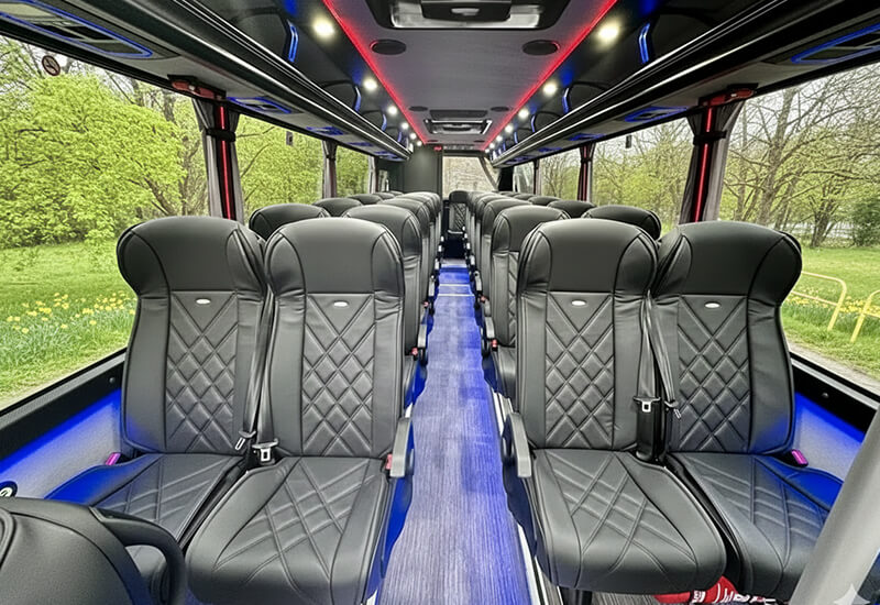 Midi coach interior