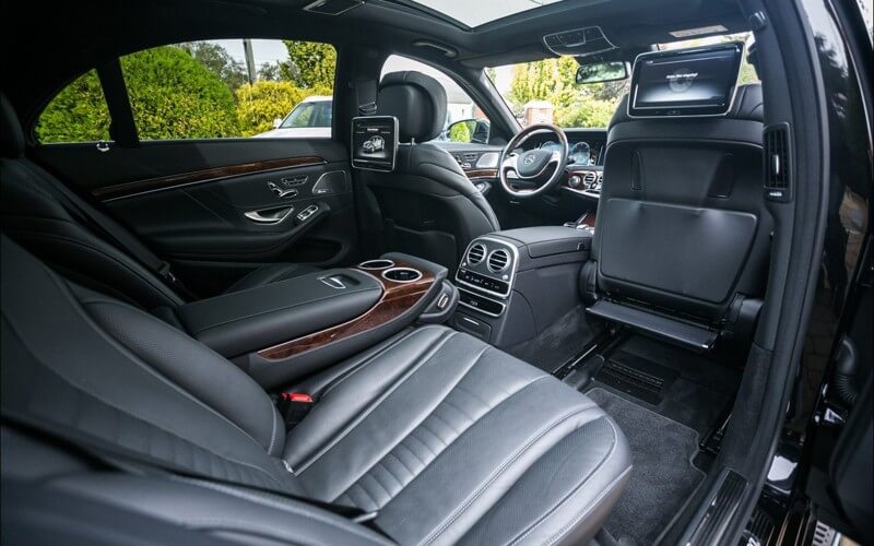 Mercedes-Benz S-Class rear cabin