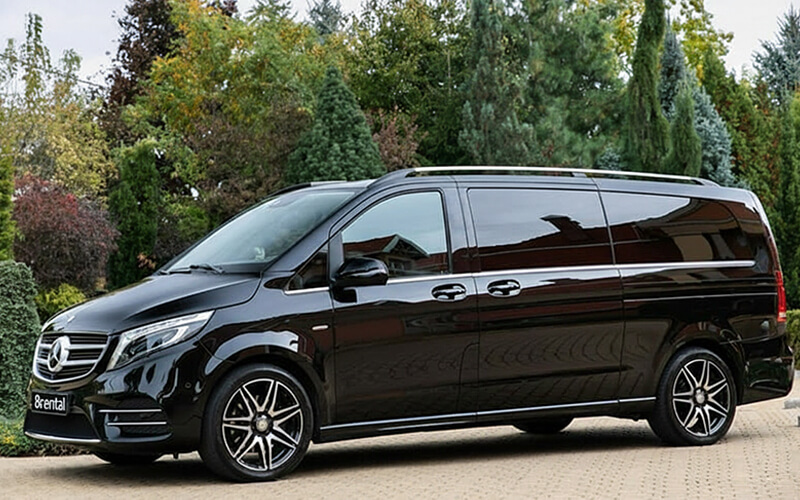 Mercedes-Benz V-Class passenger van, front view